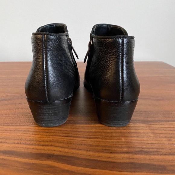 Leather ankle booties by Sam Edelman - Picture 5 of 7
